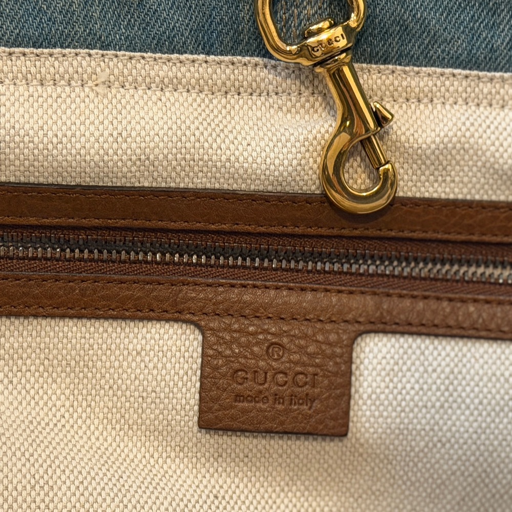 Gucci Blue Denim Shoulder Bag with Gold Chains - Authentic - Picture 5 of 9